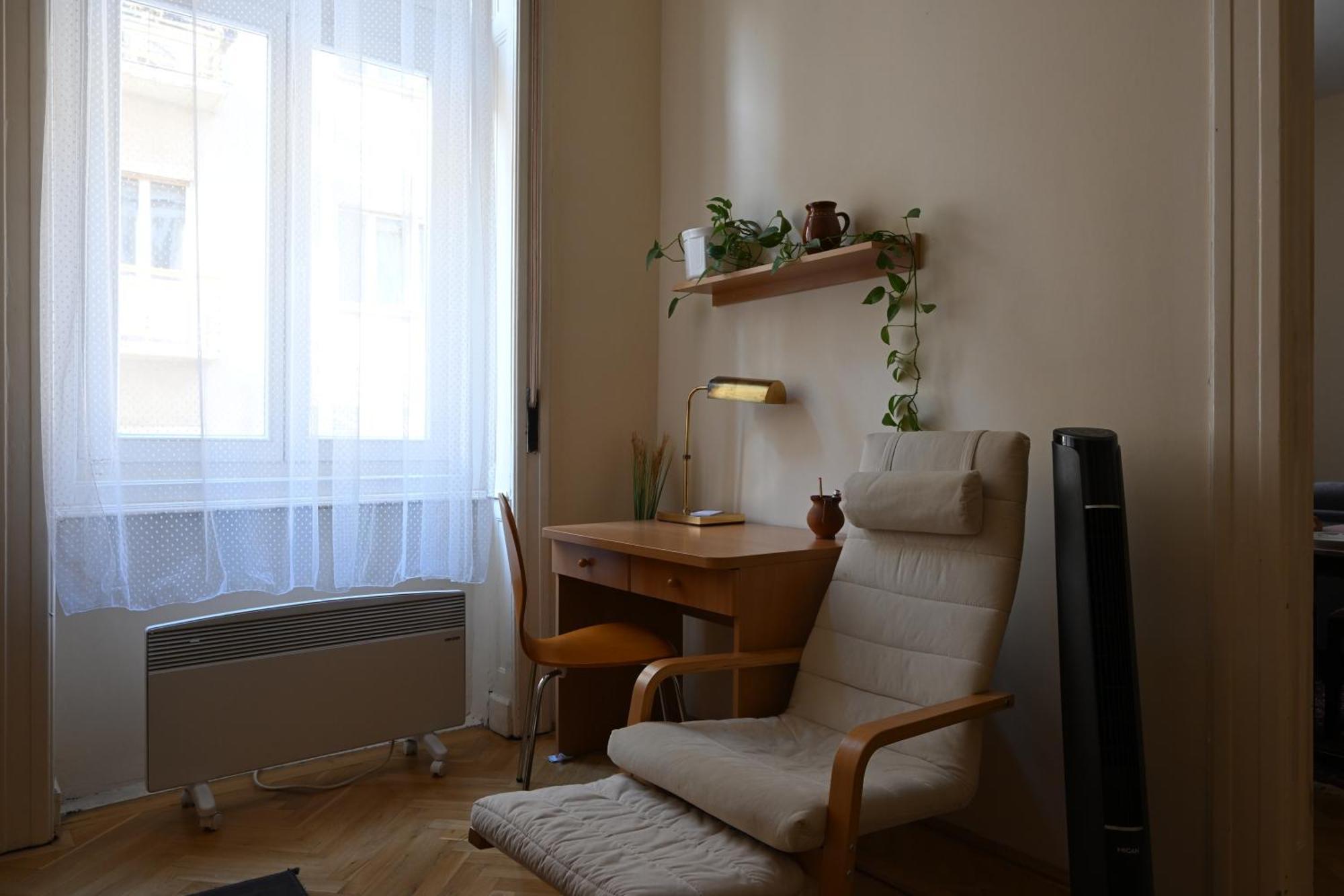 A Quiet Place In The Heart Of The Appartement *